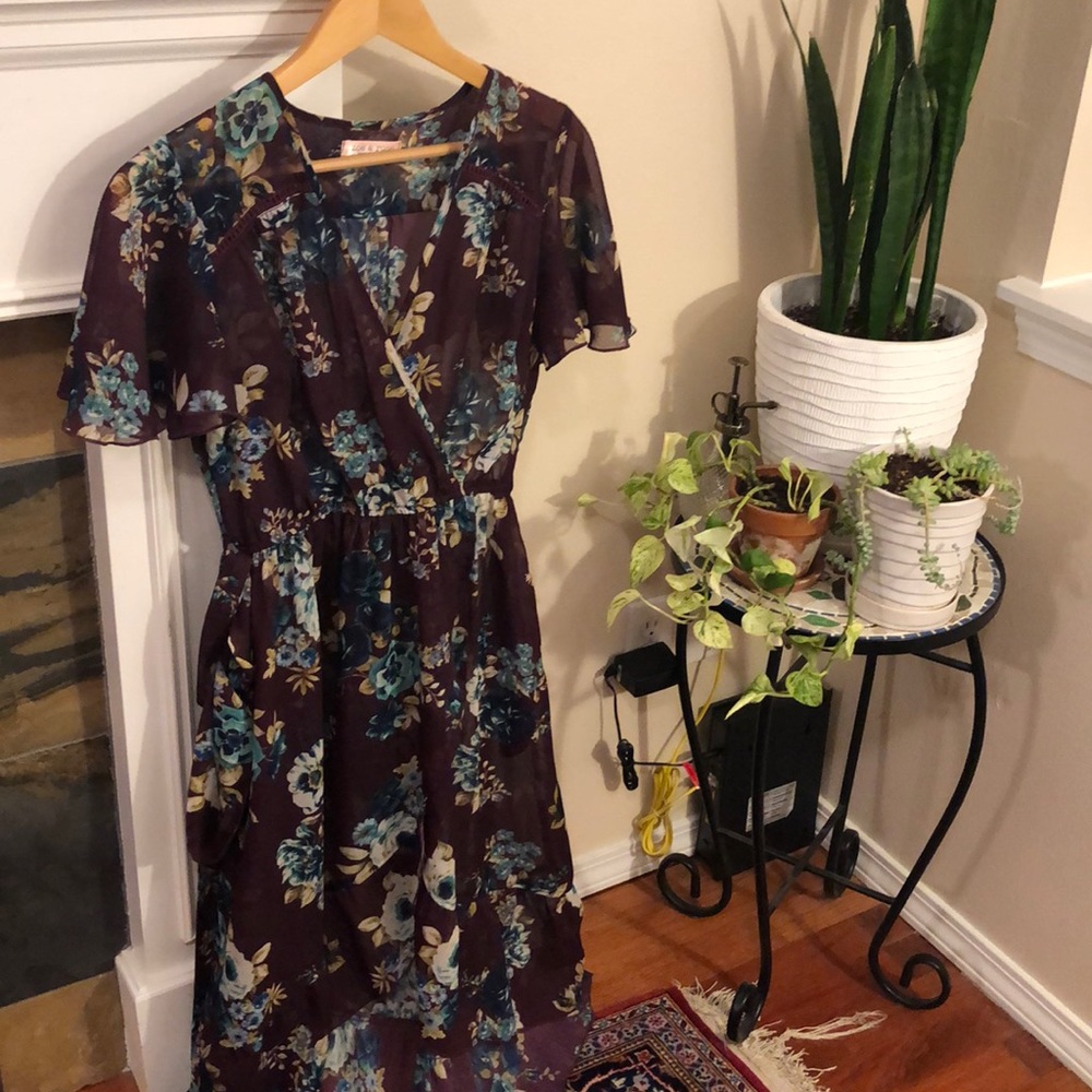 Beautiful Patterned midi/maxi dress